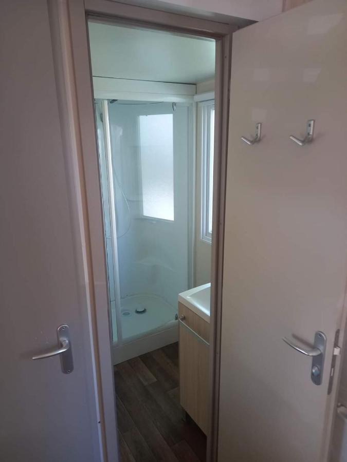 Famille Peeters Hotell Camiers Exteriör bild